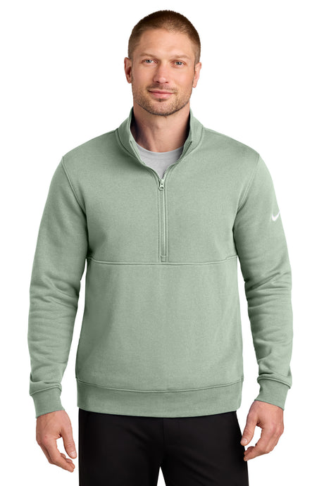 Nike Men's Club Fleece Sleeve Swoosh 1/2 Zip. NKDX6718