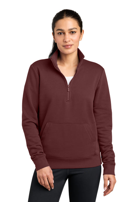Nike Women's Club Fleece Sleeve Swoosh 1/2 Zip. NKDX6720