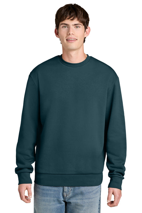 District Men's   MelloFleece Crew DT6704