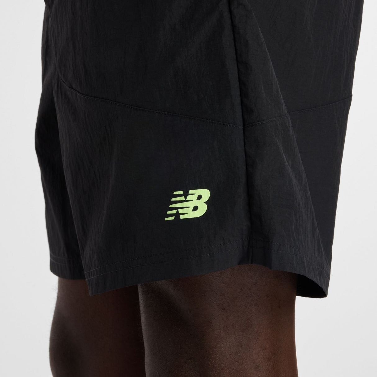 New Balance Men's Castlefield Woven Shorts 7-5