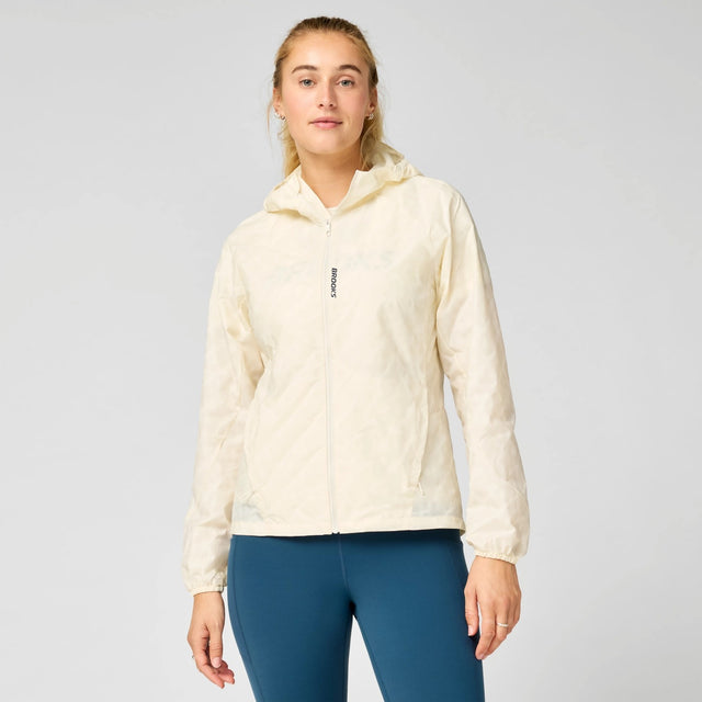 Brooks Women's Canopy Reflective Jacket-1