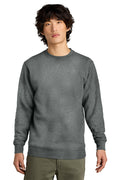 District Men's V.I.T.Fleece Crew DT6104