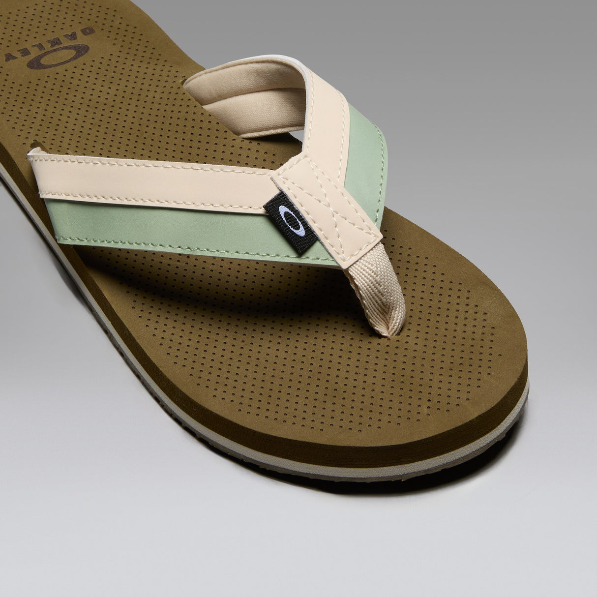 Oakley Men's Burke Flip Flop Sandals-2