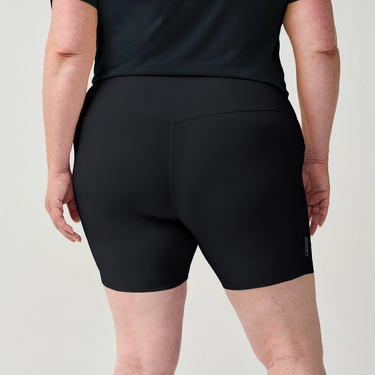 Brooks Women's Chaser 7" Short Tight-2