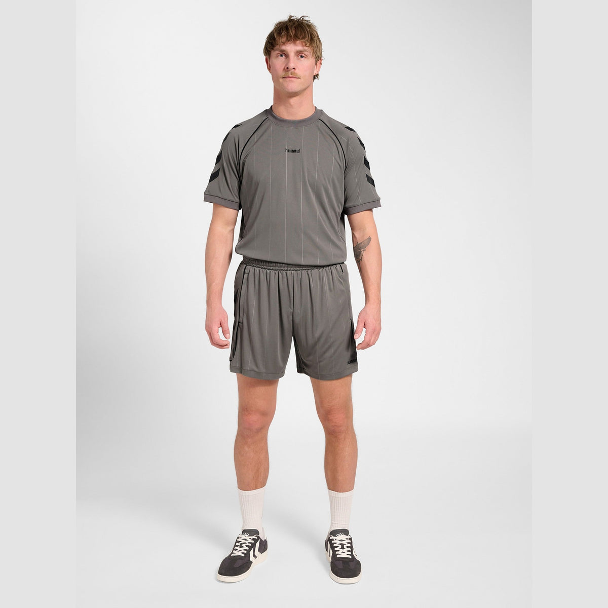 hummel Men's Pitch Short Sleeve T-Shirt-7