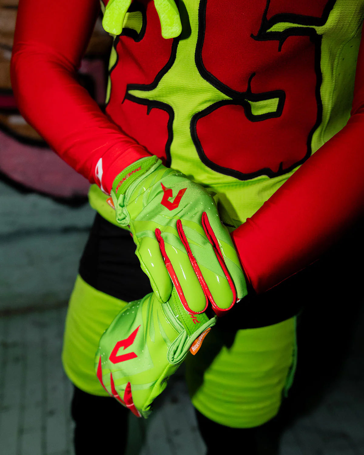 Phenom Elite Adult VPS5 Football Gloves-5