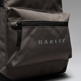 Oakley Spark Traverse Backpack-2