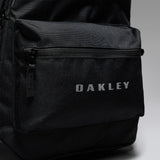 Oakley Spark Traverse Backpack-2