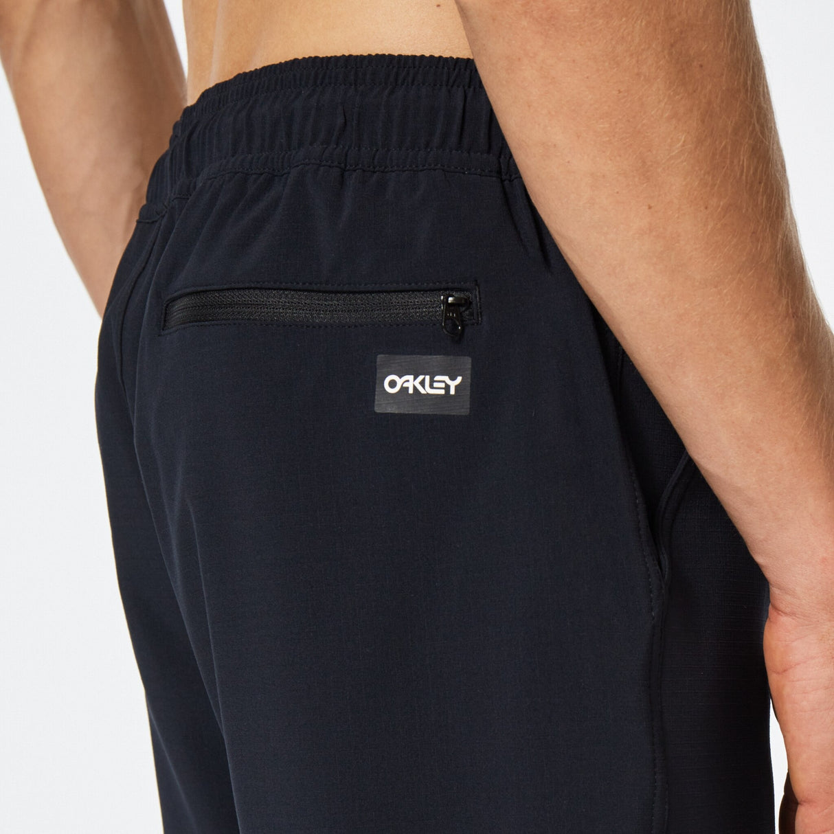 Oakley Men's Transport Hybrd Packable Shorts 19-7