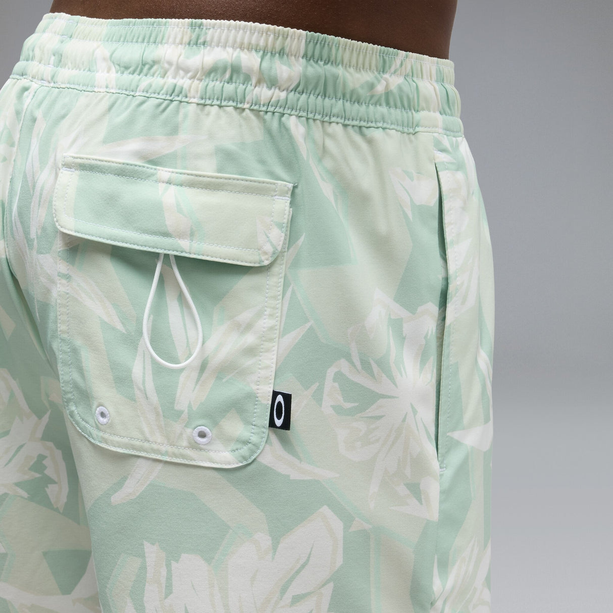 Oakley Men's Canary Palms RC 18" Beach Shorts-5