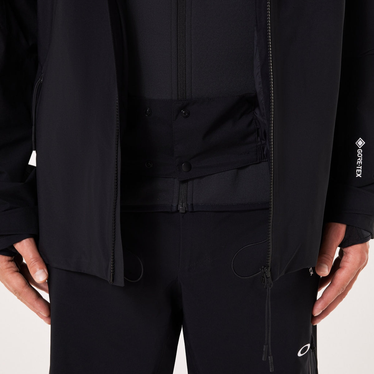 Oakley Men's Unbound Gore-Tex Shell Jacket 2-9