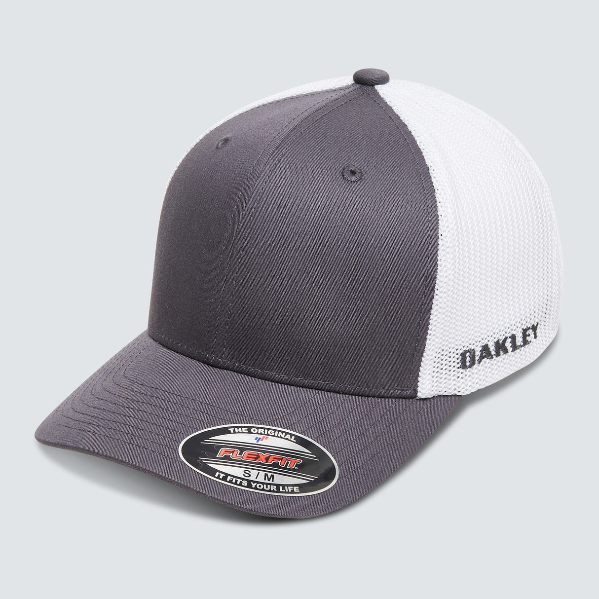 Oakley Golf Cresting Trucker Hat-1