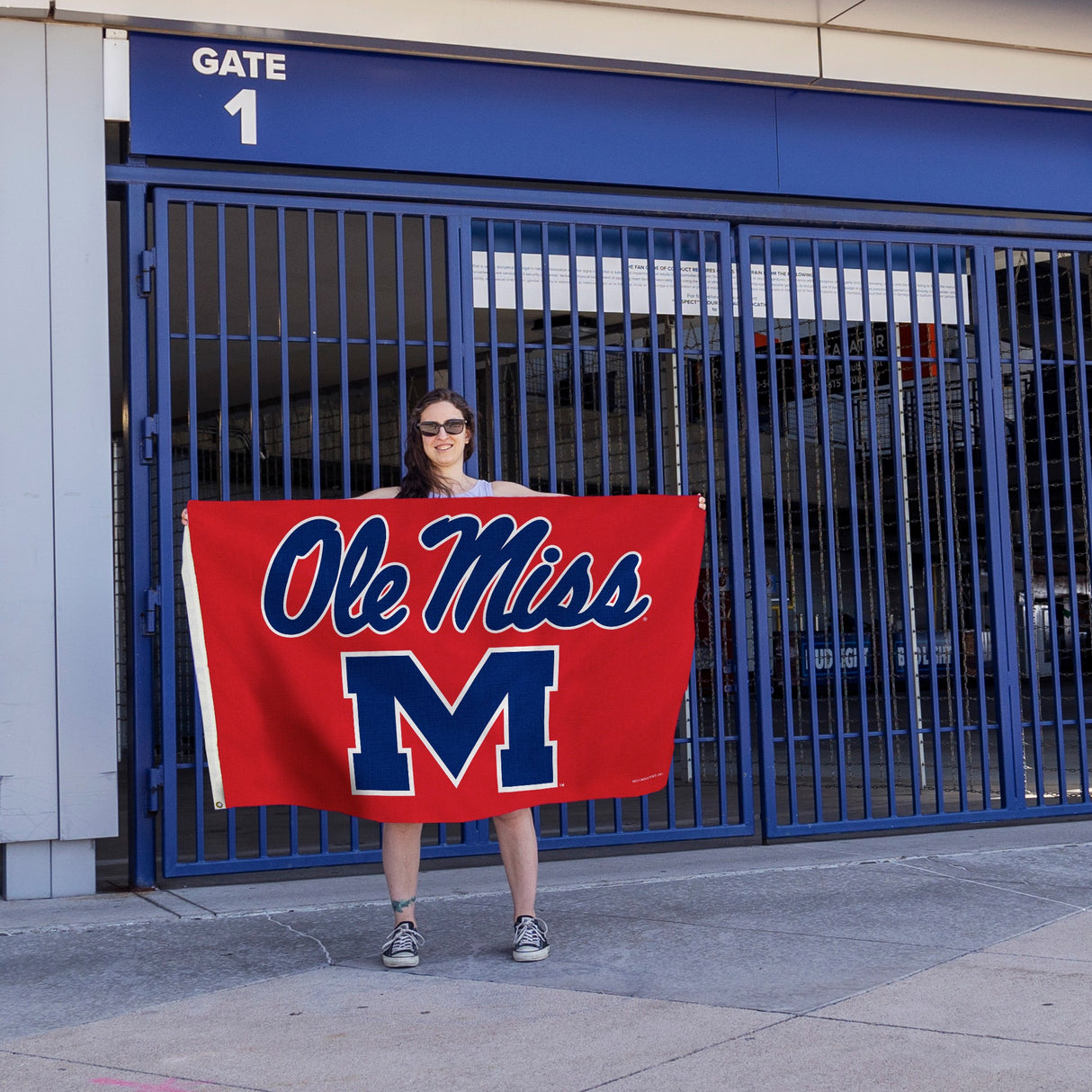Rico Industries NCAA University of Mississippi - Ole Miss Standard 3' x 5' Banner Flag-4