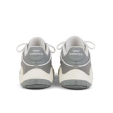 New Balance Men's P400 Low Basketball Shoes-9