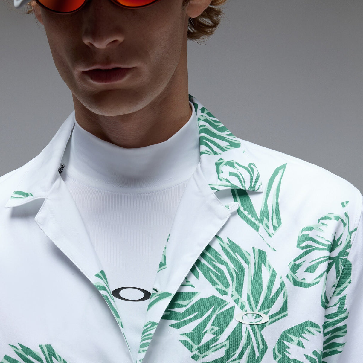 Oakley Men's Hibiscus Breeze Shirt-5