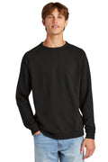 District Men's   Perfect Tri   Fleece Crewneck Sweatshirt DT1304