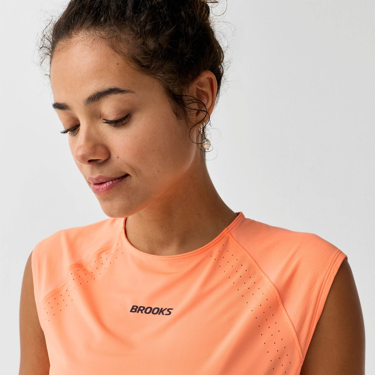 Brooks Women's Dash Cooling Short Sleeve Top-4