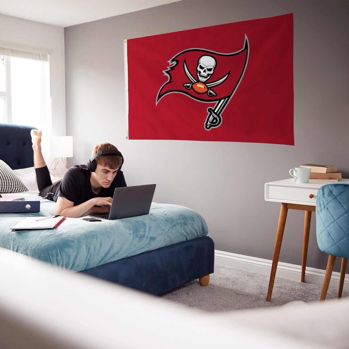 Rico Industries NFL  Tampa Bay Buccaneers Standard 3' x 5' Banner Flag-3