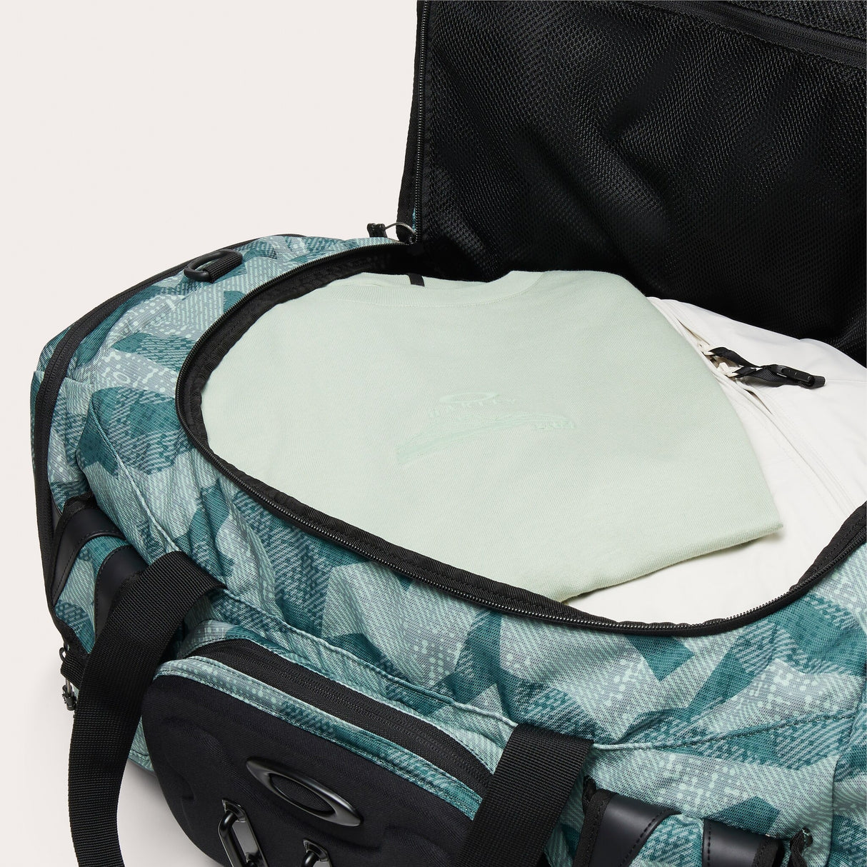 Oakley Urban Ruck RC Duffle-2