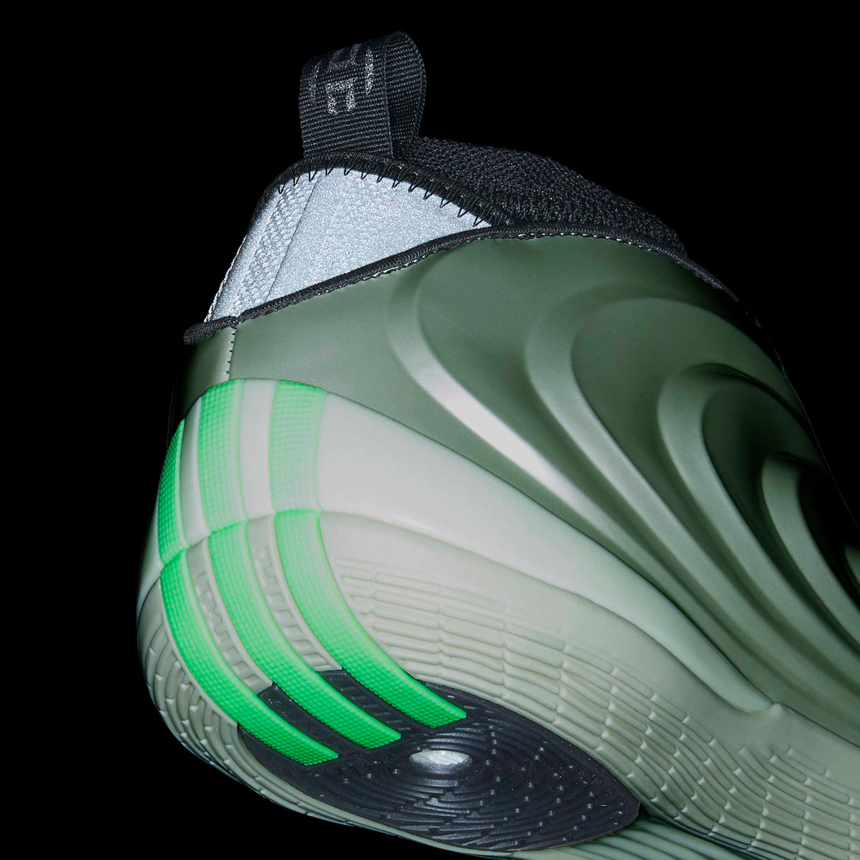 adidas Men's Harden Volume 10 Basketball Shoes-9