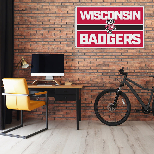 Rico Industries NCAA Wisconsin Badgers Bold 3' x 5' Banner Flag-1