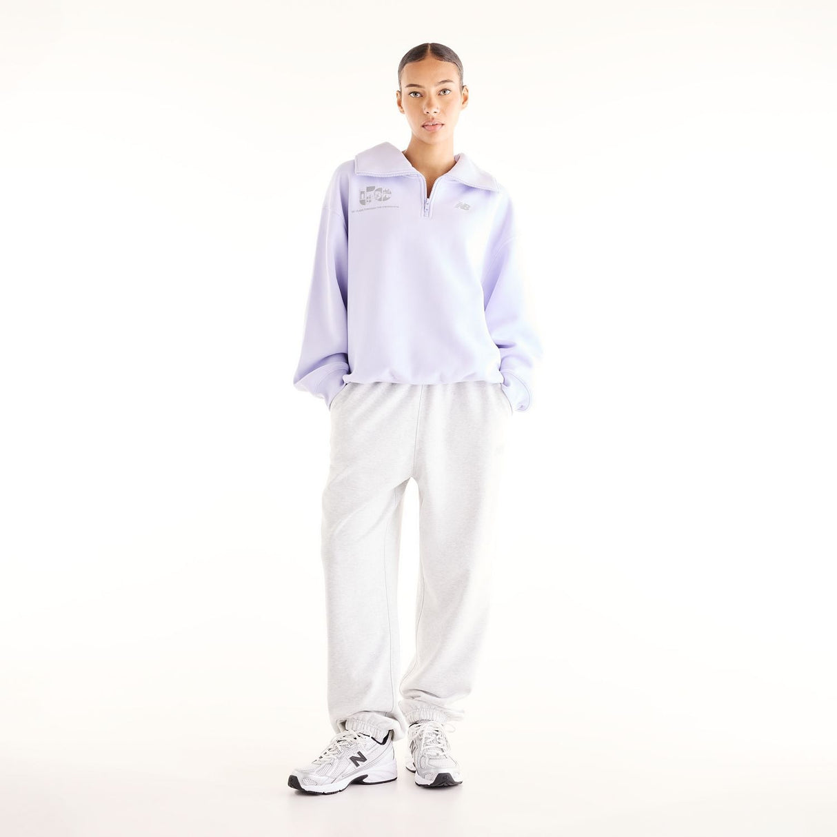New Balance Women's NYC Marathon Trackside Fleece 50th Boroughs Half Zip-6