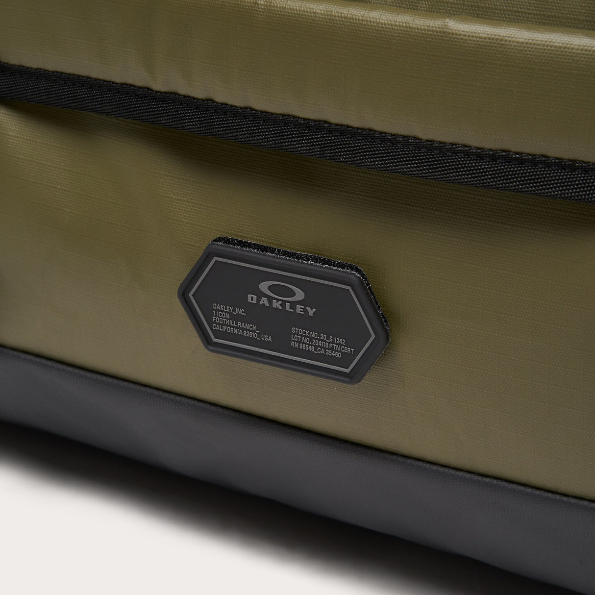 Oakley Road Trip RC Duffle 50l-3