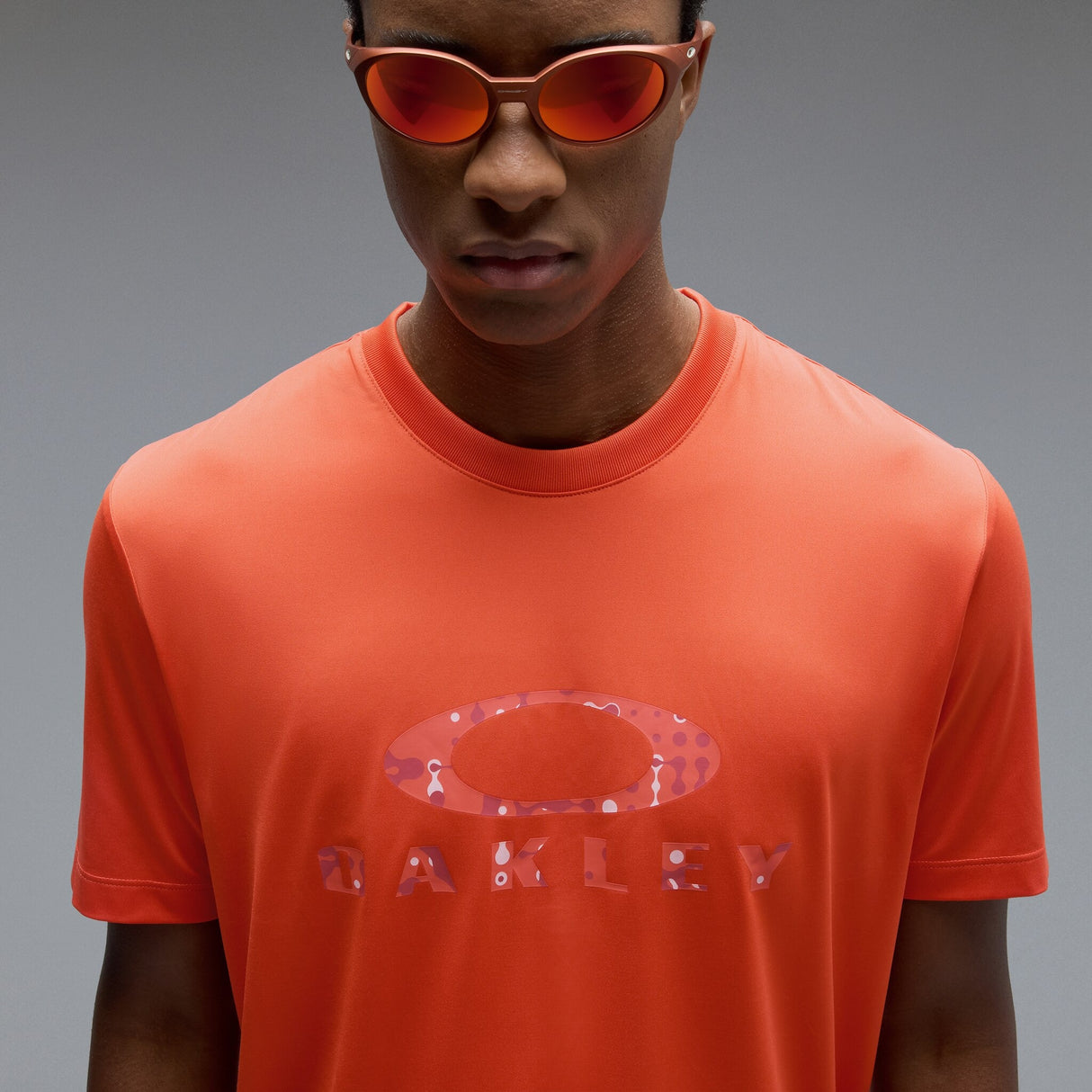 Oakley Men's Logo Sun Tee-5