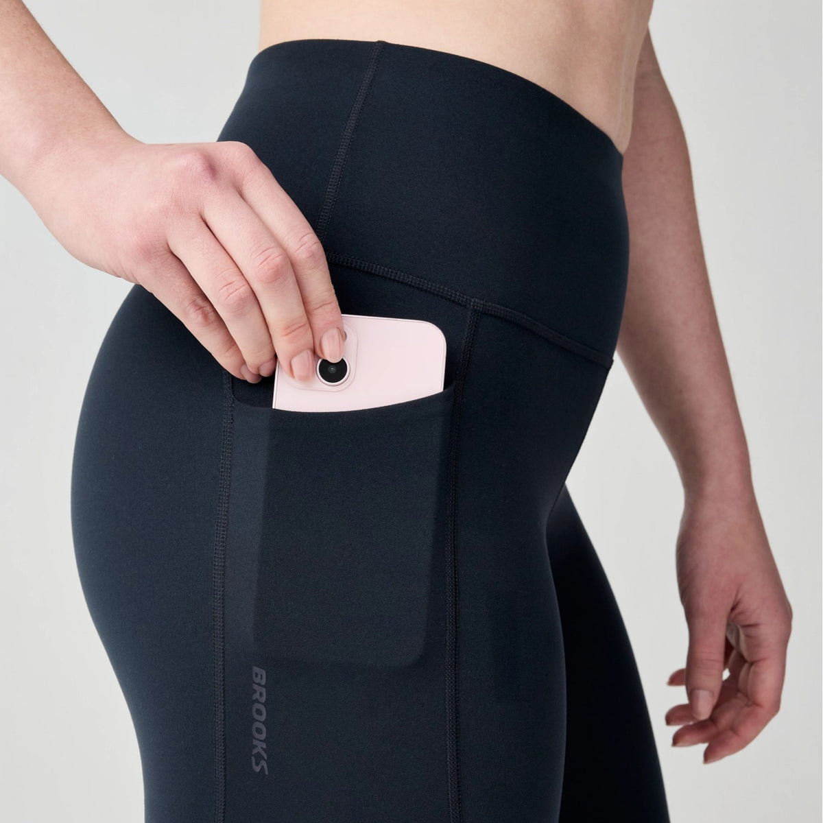 Brooks Women's Chaser 7/8 Tight-4