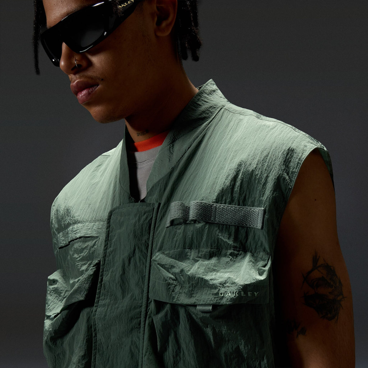 Oakley Men's Reserve Momento Vest-5