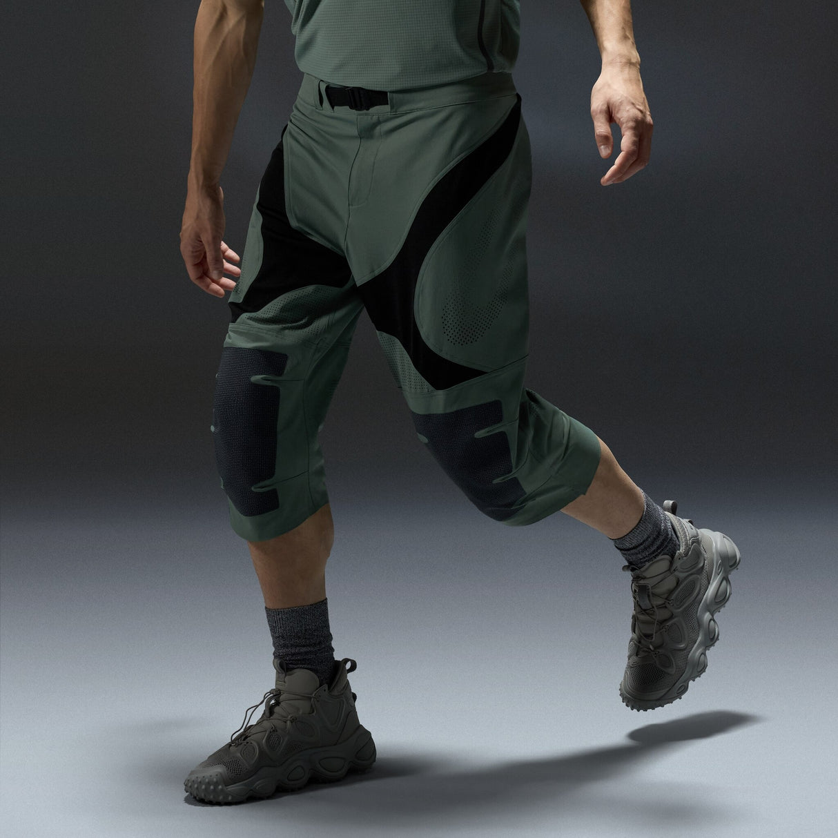 Oakley Men's Latitude Veil 3/4 Shorts-3