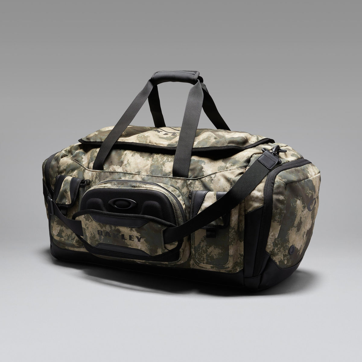 Oakley Urban Ruck RC Duffle-2