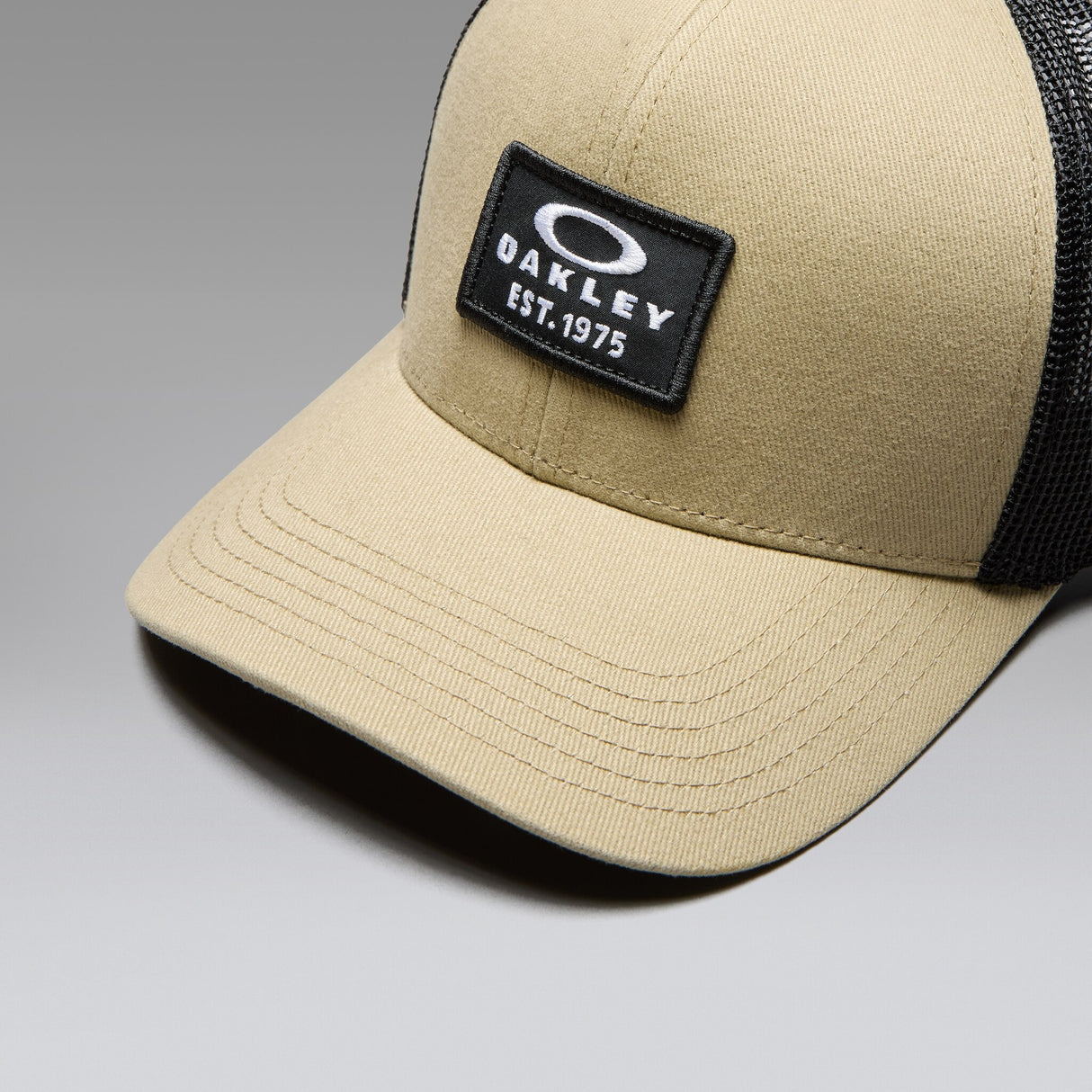 Oakley Patch Trucker Hat-2