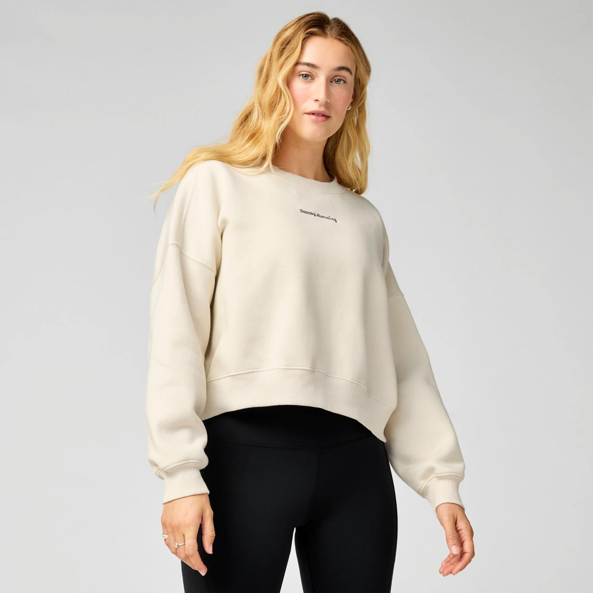Brooks Women's Movement Cropped Sweatshirt