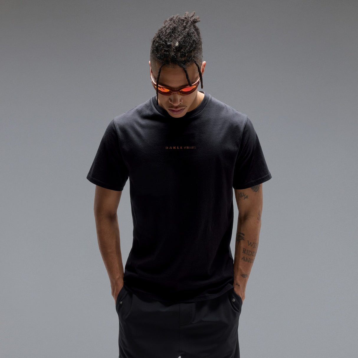 Oakley Men's Futurescape Logo Hibiscus Tee-3