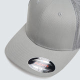 Oakley Golf Cresting Trucker Hat-2