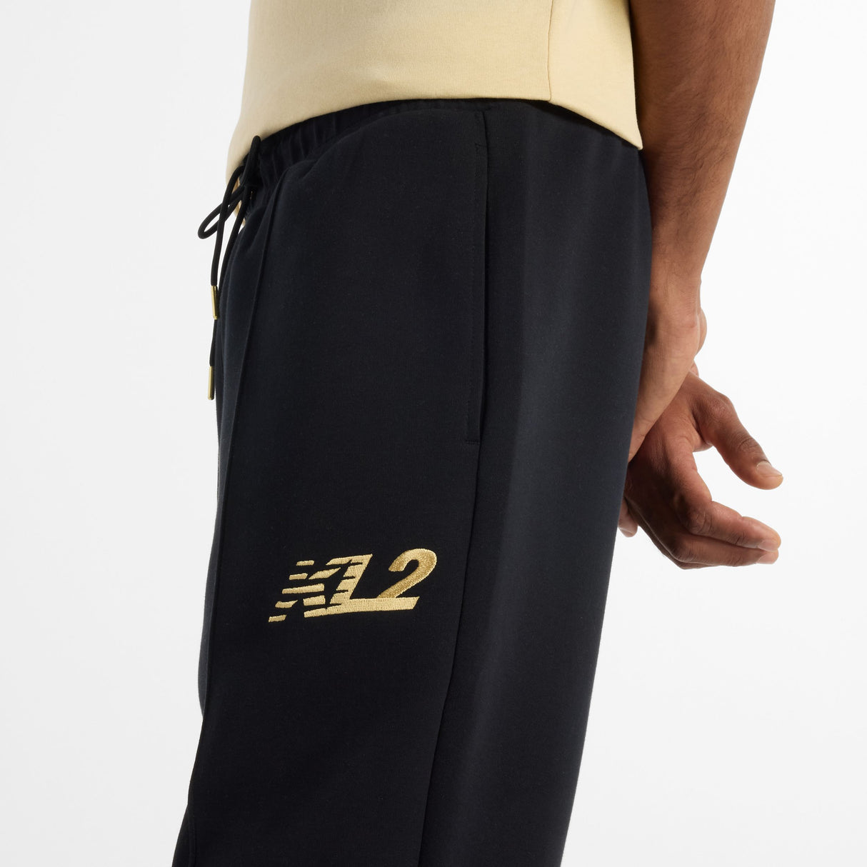 New Balance Men's KL2 Pintuck Pant Mens Apparel Pants & Sweatpants