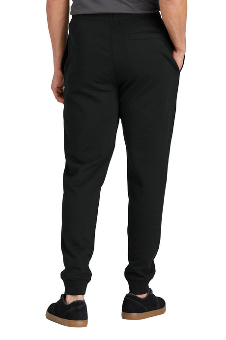 District Men's Re-Fleece Jogger DT8107 District