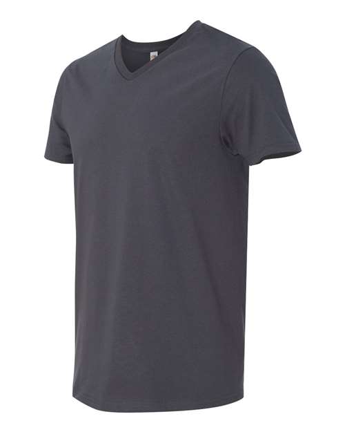 Fruit of the Loom Sofspun® V-Neck T-Shirt