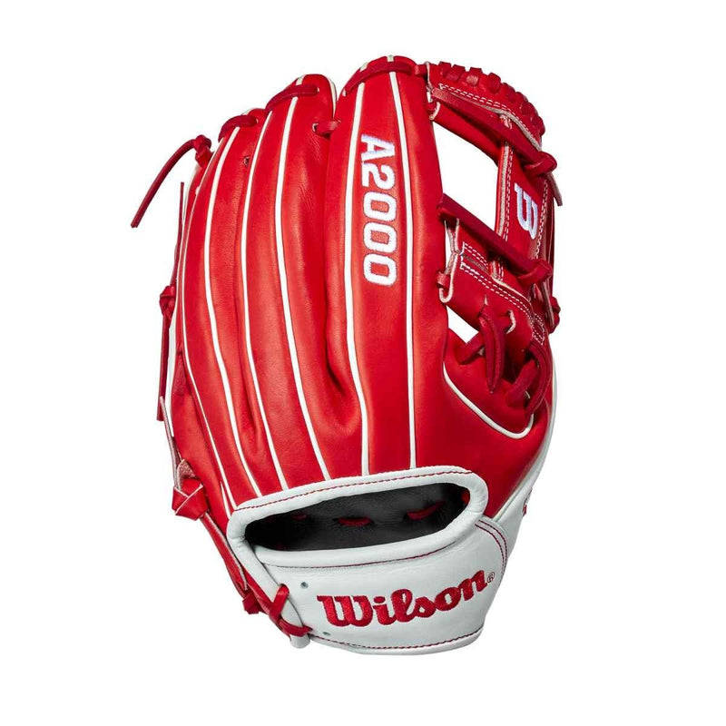 Wilson 2021 A2000 1786 Canada 11.5" Infield Baseball Glove - Limited Edition (Right)