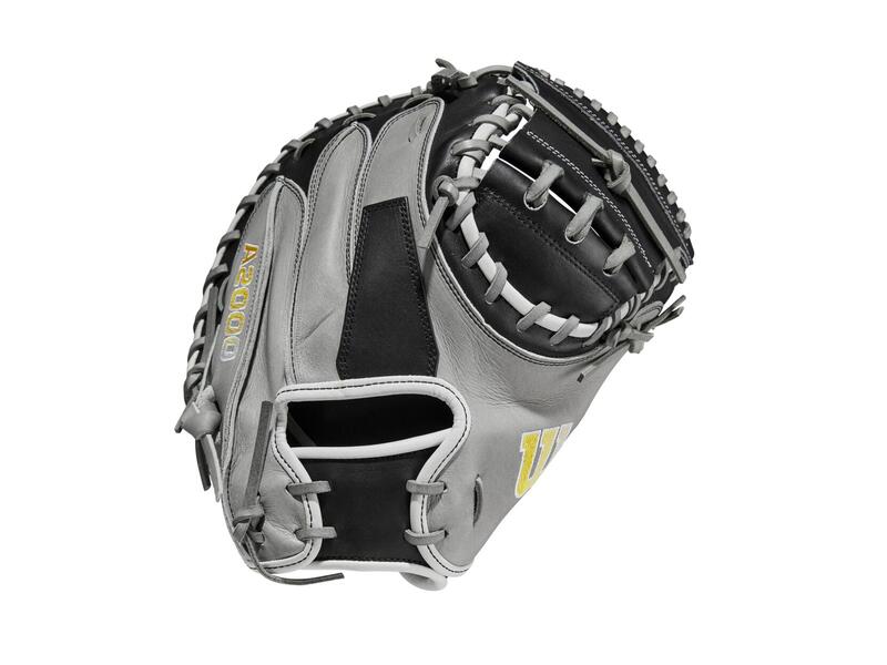 2023 Wilson A2000 M2 33.5" Catchers Mitt Wilson