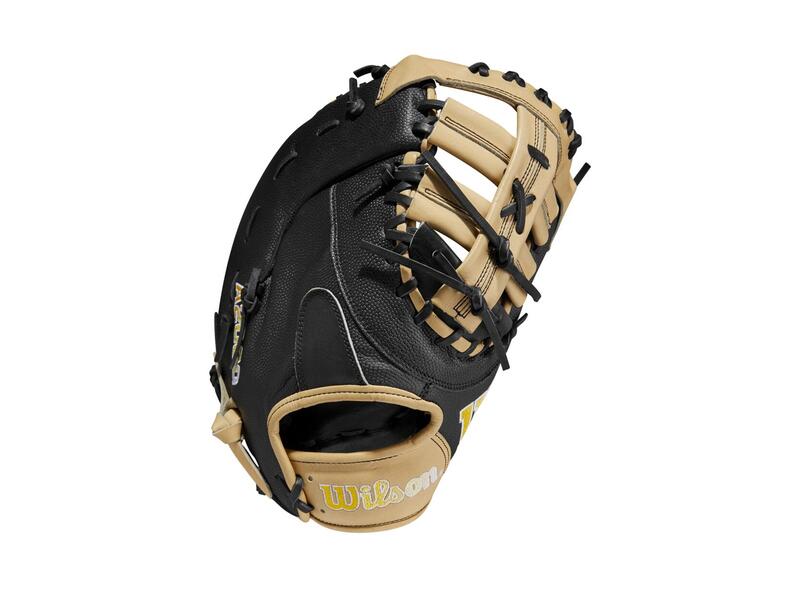 2023 Wilson A2000 1679 Superskin 12.5" First Base Mitt Wilson
