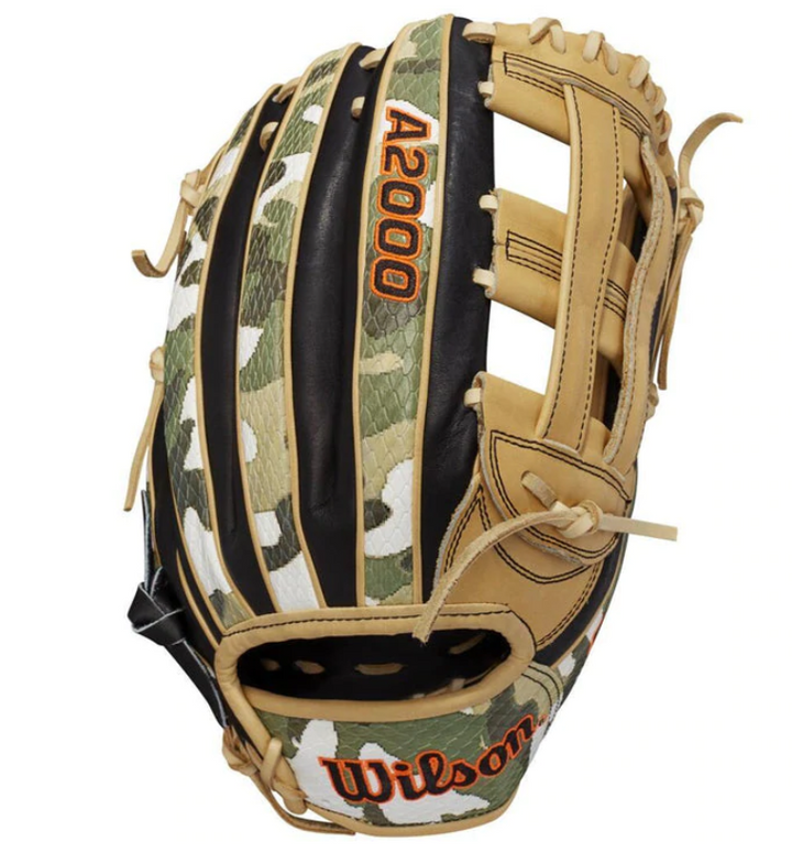 Wilson A2000 SP125 12.5" Slowpitch Softball Glove - November 2021 GOTM Wilson